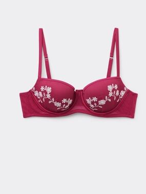 NWT 3 Intimissimi Bras size 34B